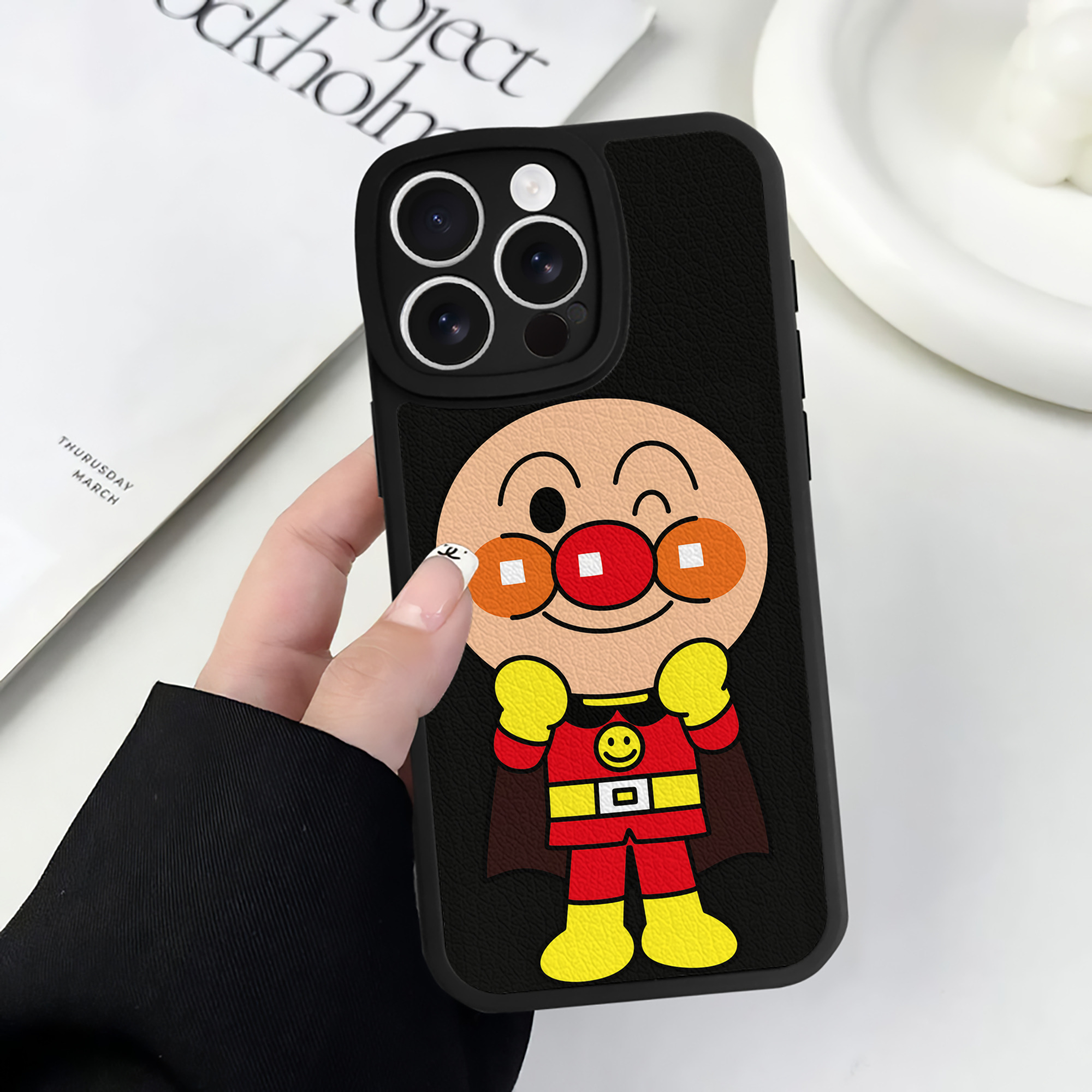 （画像用） アンパンマン Anpanman 【iPhone 16シリーズ対応】シリコンスマホケース（レザー調） 材質：シリコン